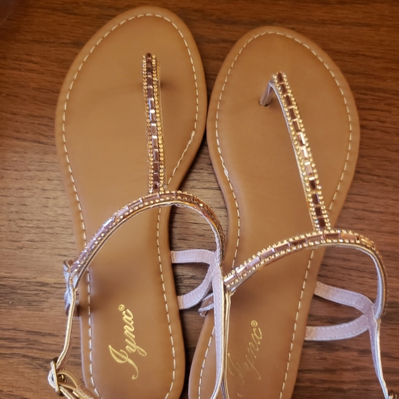 Jynx Rhinestone Sandals! NWOT! - Picture 1 of 6